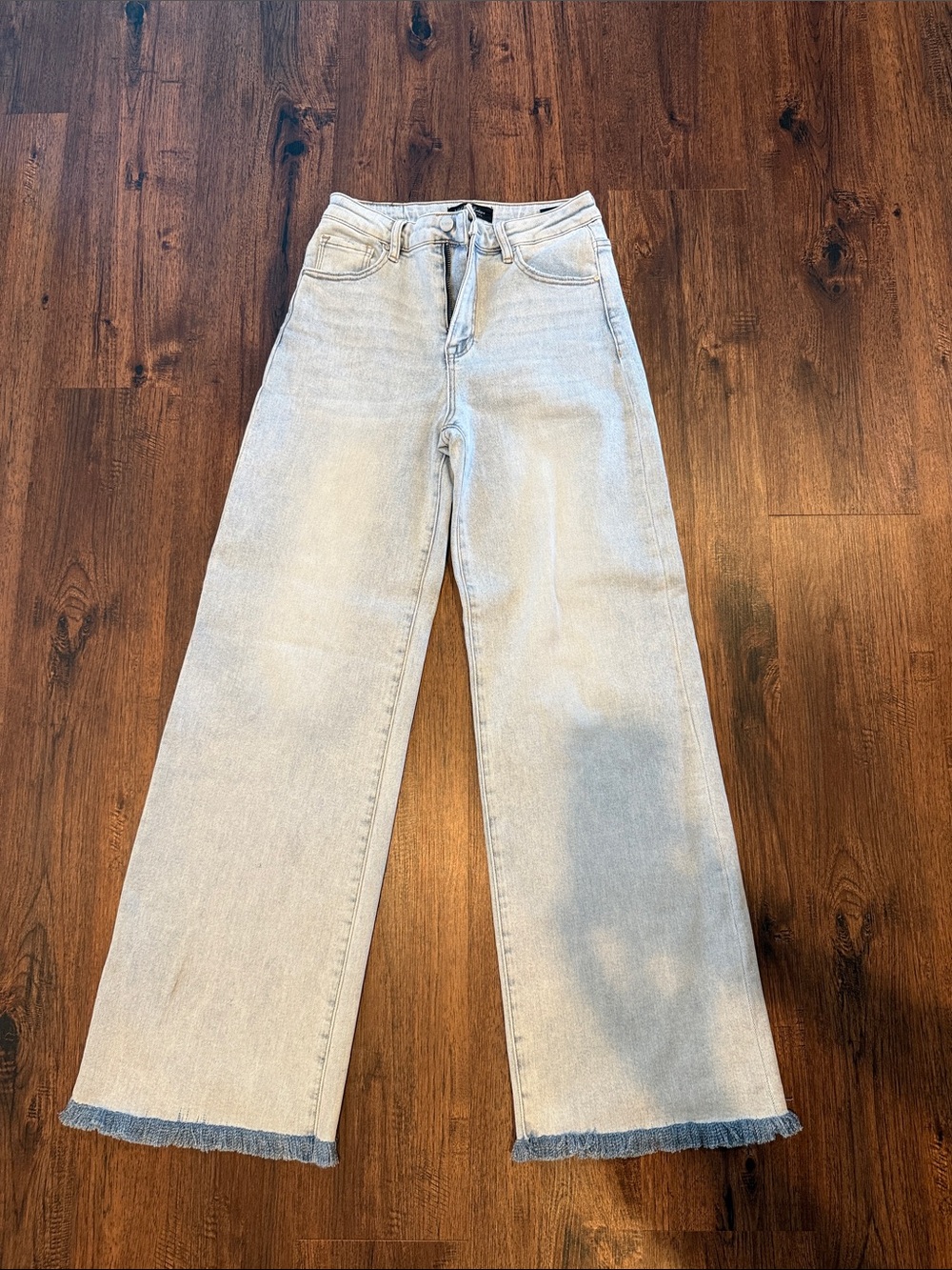 Light Wash Risen Wide-Leg Women’s Jeans